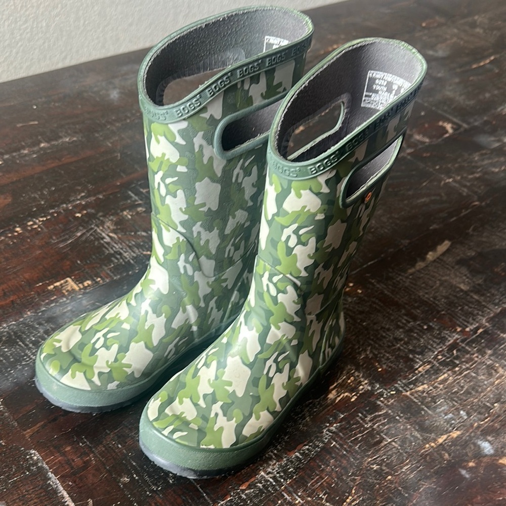 Bogs army camo Green and White Rain & Snow Boots